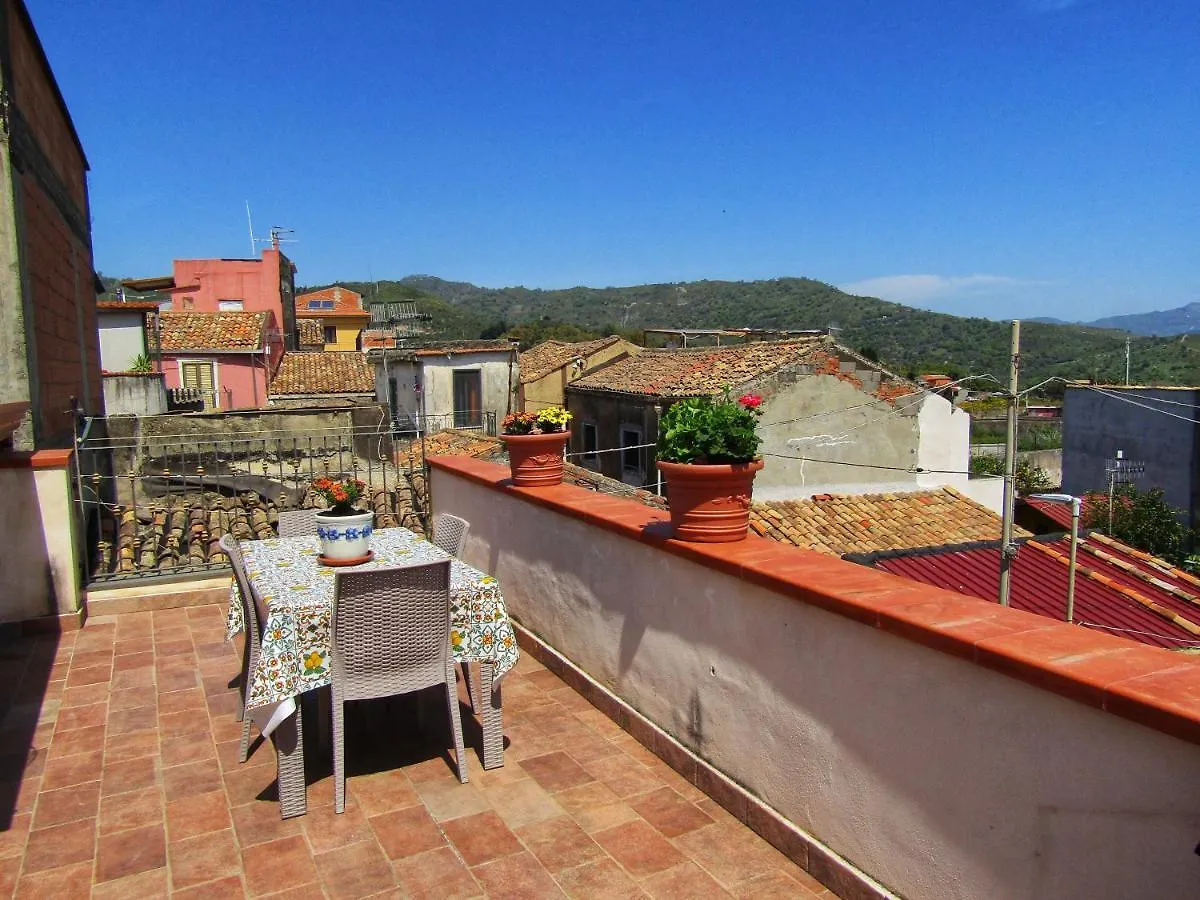 Villa La Casa Di Sofia Piedimonte Etneo Italien
